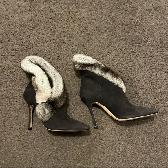 Manolo Blahnik Nestanu Suede Chinchilla Fur Heeled Booties - Picture 4 of 10